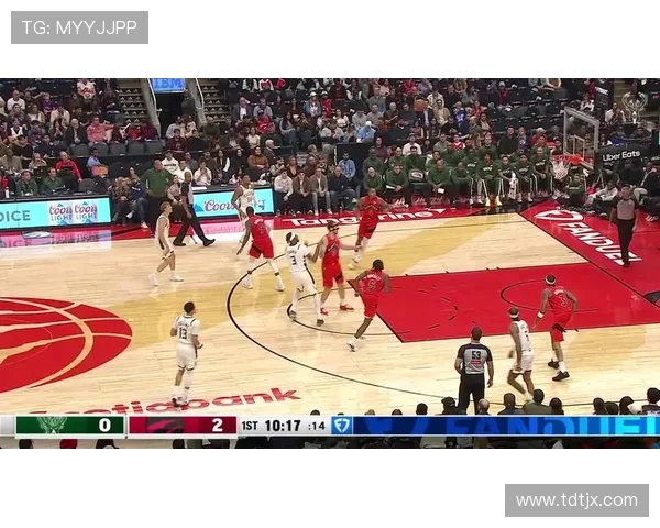 特伦特上半场三分球6中3贡献9分3篮板2抢断 正负值+17展现强大影响力